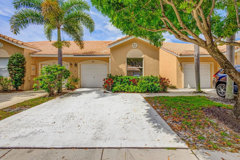 Unit for sale at 386 Coral Trace Lane, Delray Beach, FL 33445