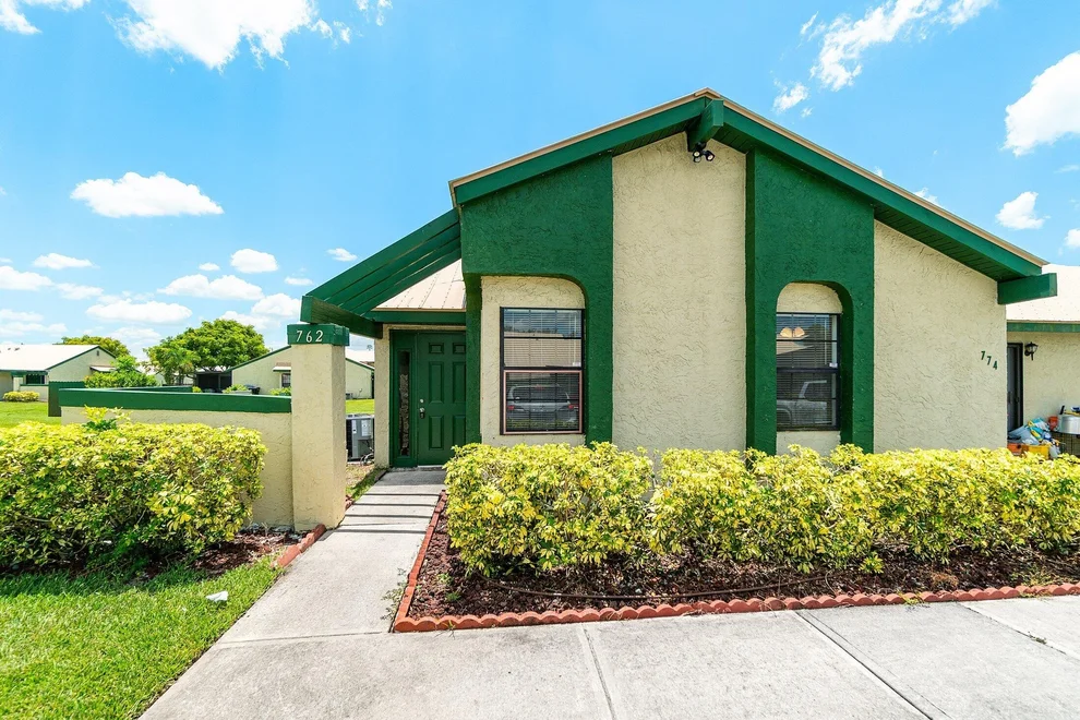 Unit for sale at 762 SW Claudia Avenue, Port St Lucie, FL 34953