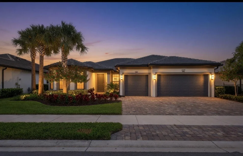 Unit for sale at 4609 PINEHURST Trail W, Oakland Park, FL 33309