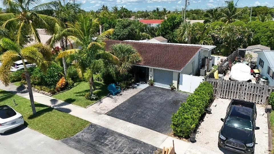 Unit for sale at 1123 SE 2nd Terrace, Deerfield Beach, FL 33441