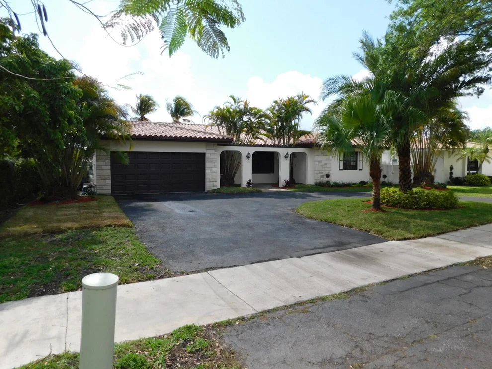 Unit for sale at 21411 Highland Lakes Boulevard, Miami, FL 33179