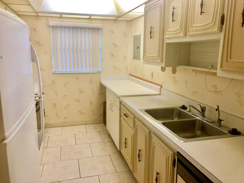 Unit for sale at 2740 SW 22nd Avenue, Delray Beach, FL 33445