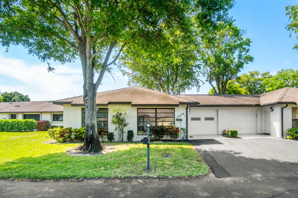 Unit for sale at 4717 Robinwood Terrace, Boynton Beach, FL 33436