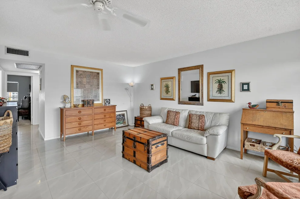 Unit for sale at 4024 Guildford E, Boca Raton, FL 33434