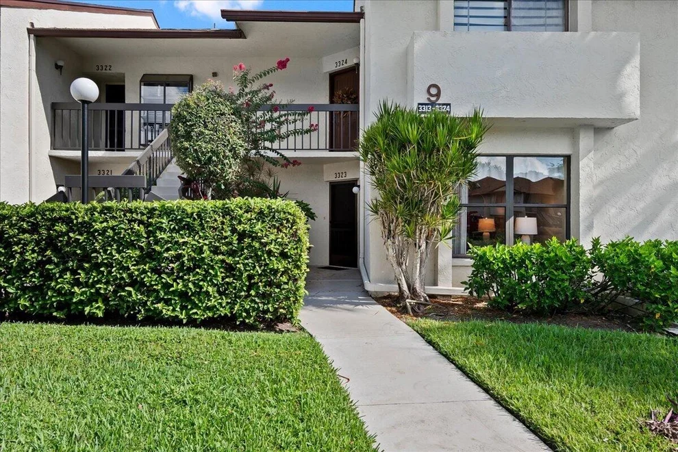 Unit for sale at 3323 Lucerne Park Drive, Greenacres, FL 33467