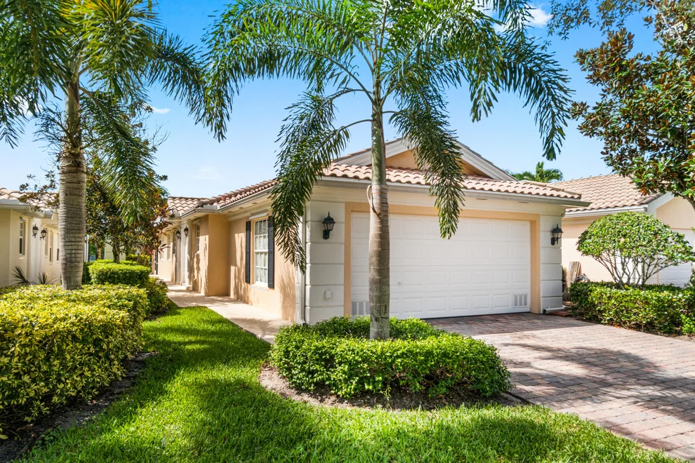 Unit for sale at 3064 Verdmont Lane, Wellington, FL 33414