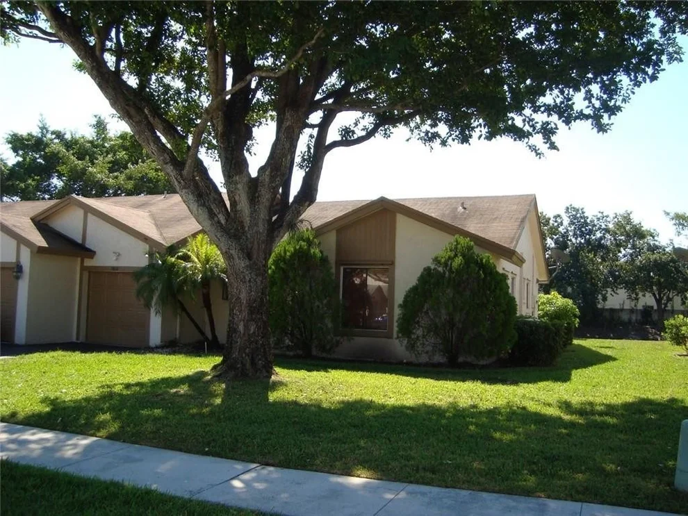 Unit for sale at 7802 NW 60th Street, Tamarac, FL 33321
