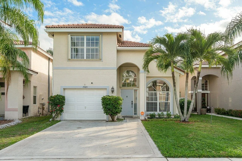 Unit for sale at 7989 Lakewood Cove Court, Lake Worth, FL 33467