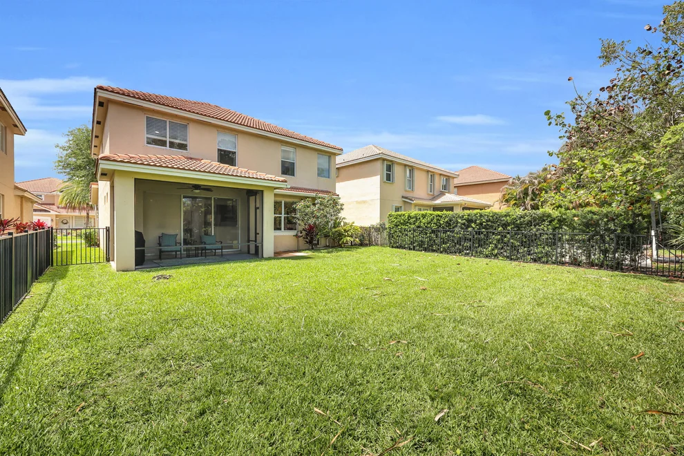 Unit for sale at 5801 SE Crooked Oak Avenue, Hobe Sound, FL 33455