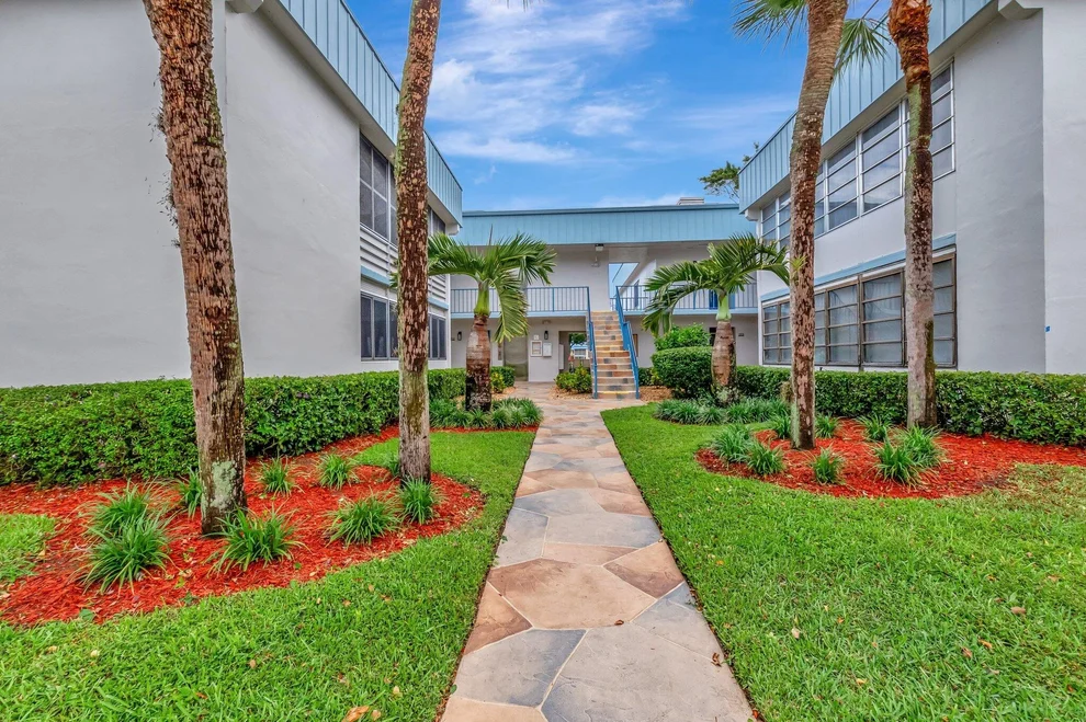 Unit for sale at 279 Capri F, Delray Beach, FL 33484