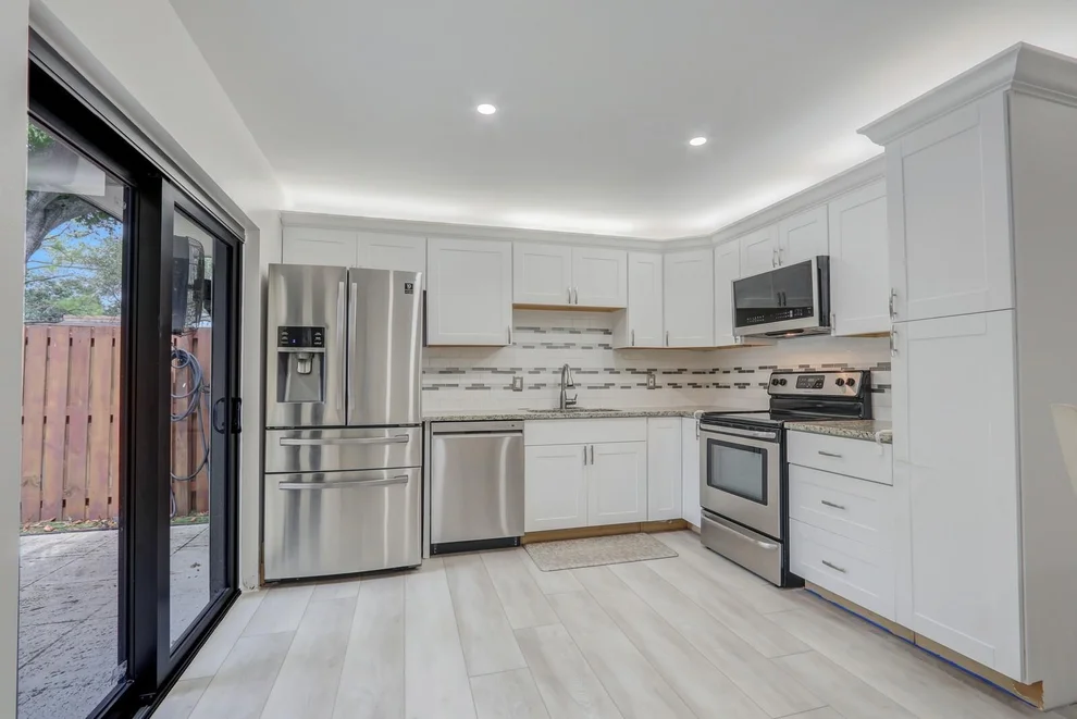 Unit for sale at 730 7th Lane, Palm Beach Gardens, FL 33418