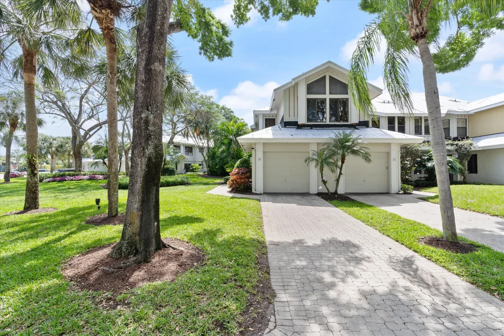 Unit for sale at 17564 Ashbourne Way, Boca Raton, FL 33496