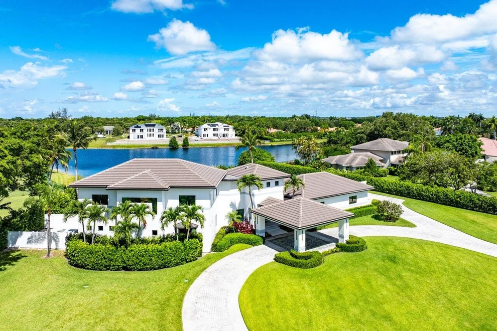 Unit for sale at 8387 Sawpine Road, Delray Beach, FL 33446
