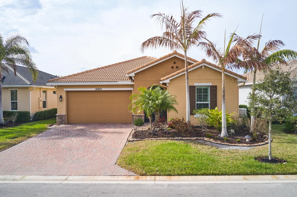 Unit for sale at 10095 SW Oak Tree Circle, Port St Lucie, FL 34987