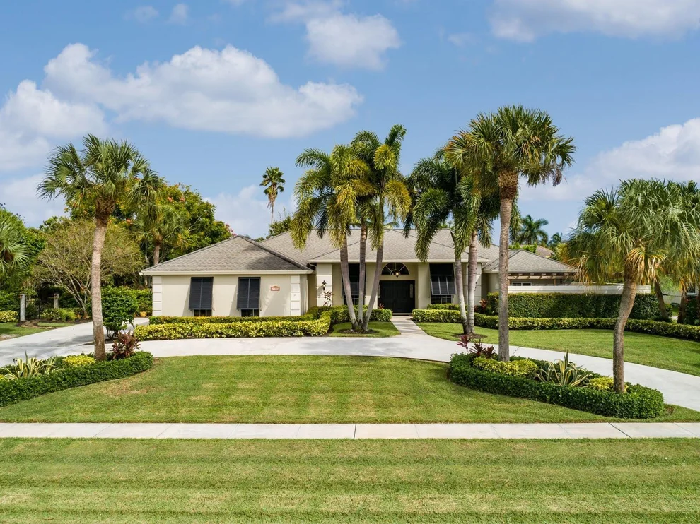 Unit for sale at 15775 Meadow Wood Drive, Wellington, FL 33414