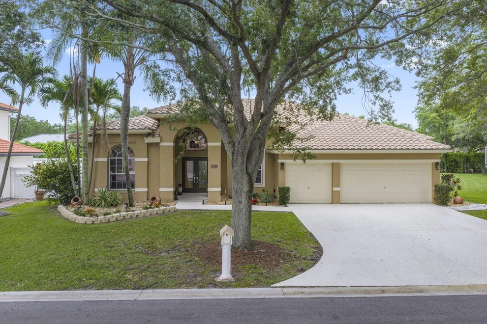 Unit for sale at 1437 NW 102nd Drive, Coral Springs, FL 33071