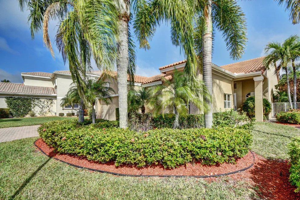 Unit for sale at 17085 Newport Club Drive, Boca Raton, FL 33496