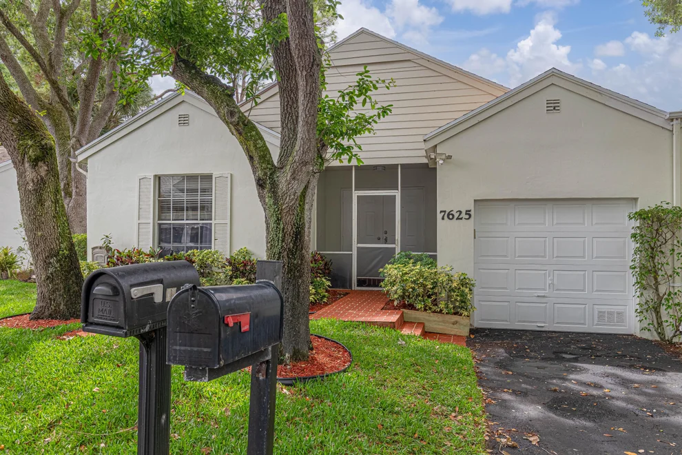 Unit for sale at 7625 Forest Green Lane, Boynton Beach, FL 33436