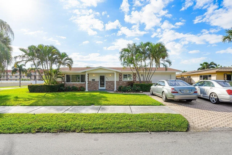 Unit for sale at 617 SE 8th Avenue, Deerfield Beach, FL 33441