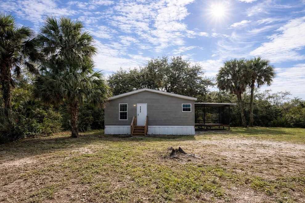 Unit for sale at 19192 NW 278th Street, Okeechobee, FL 34972