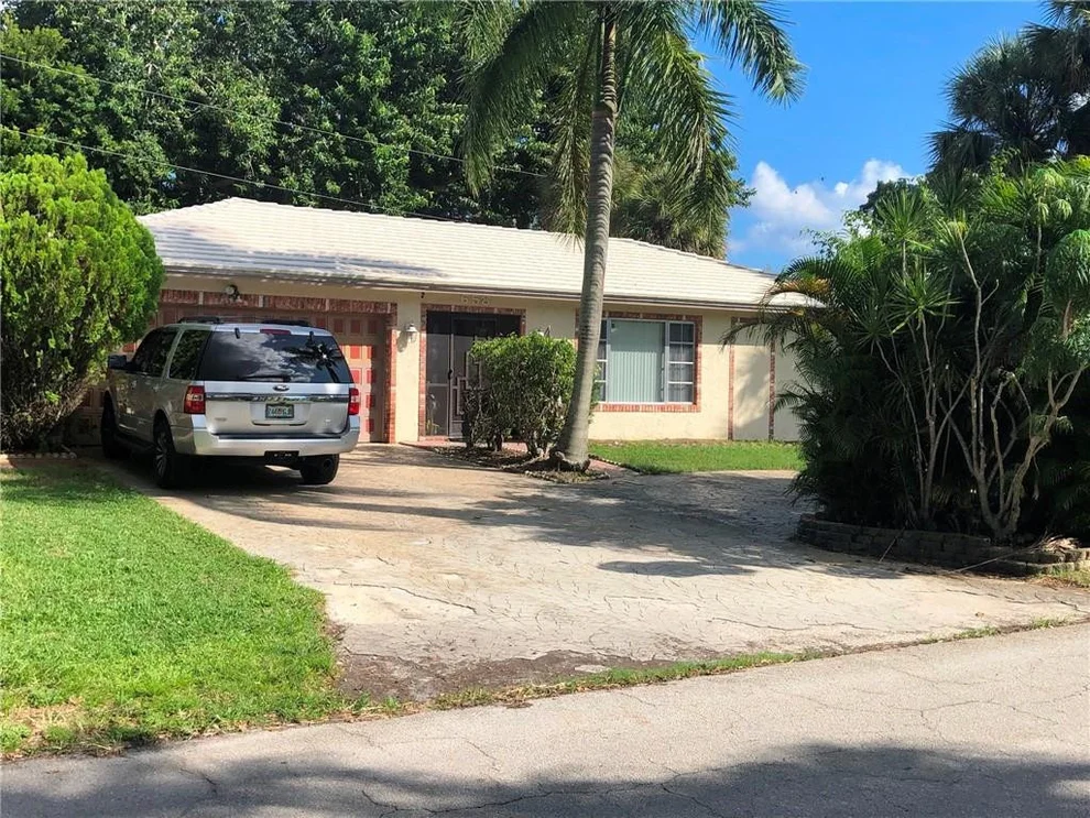 Unit for sale at 658 NW 7th Avenue, Boca Raton, FL 33486