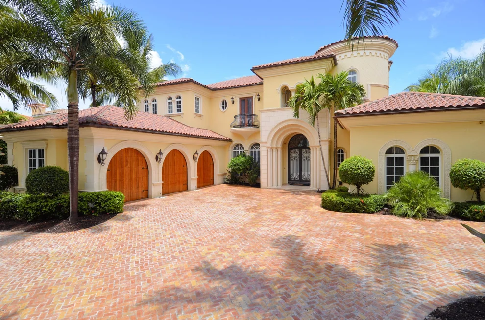 Unit for sale at 845 Harbour Isles Place, North Palm Beach, FL 33410