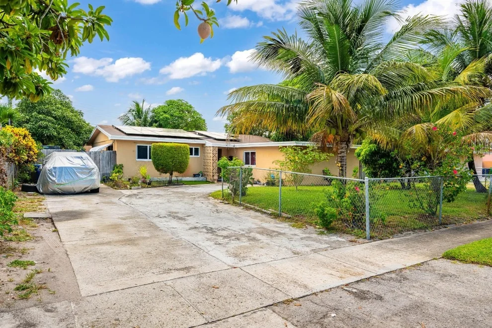 Unit for sale at 2651 NW 42nd Avenue, Lauderhill, FL 33313