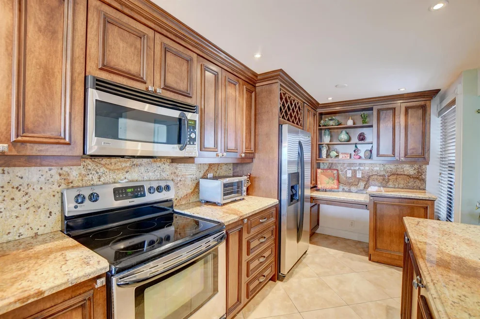 Unit for sale at 14 Royal Palm Way, Boca Raton, FL 33432