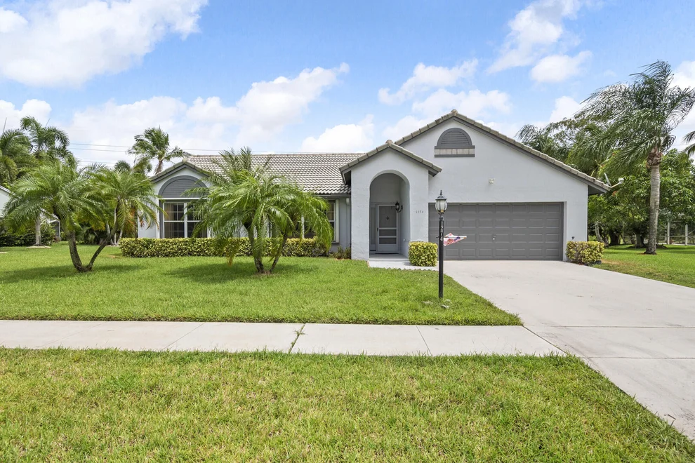 Unit for sale at 1274 Summerwood Circle, Wellington, FL 33414