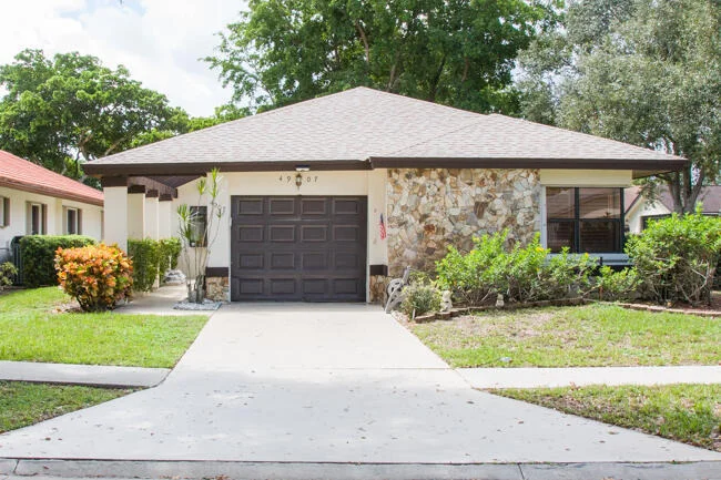 Unit for sale at 4907 Boxwood Circle, Boynton Beach, FL 33436