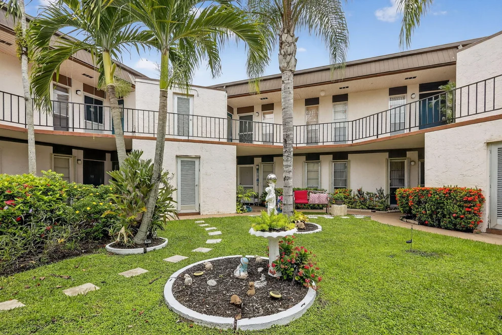 Unit for sale at 6 Greenway Village N, Royal Palm Beach, FL 33411