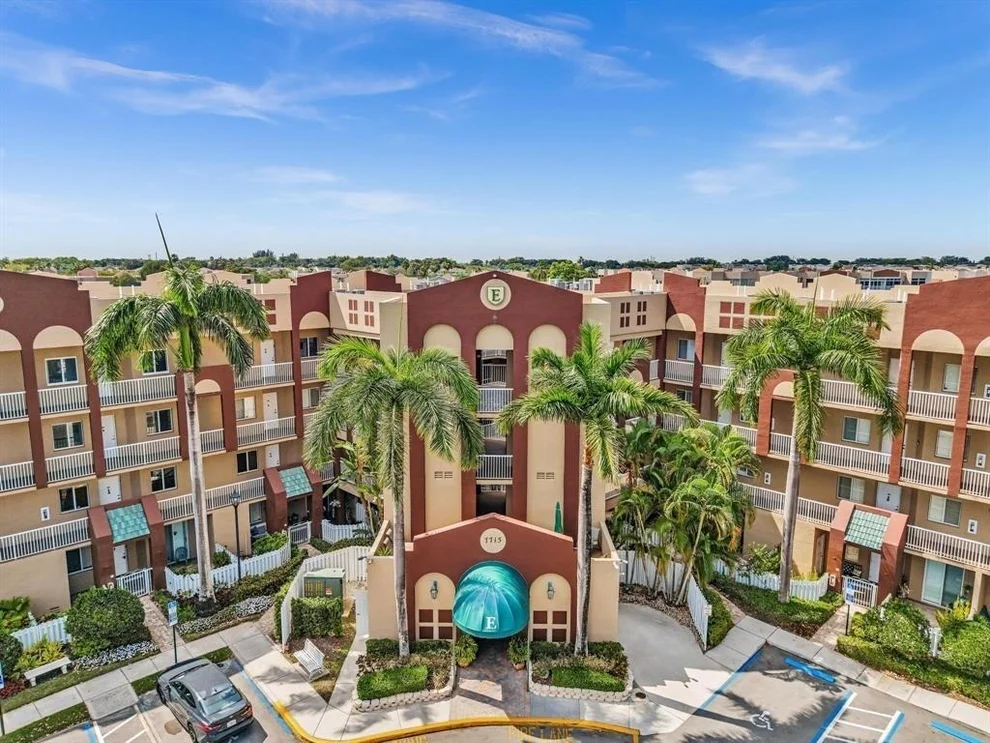 Unit for sale at 7715 Southampton Terrace, Tamarac, FL 33321