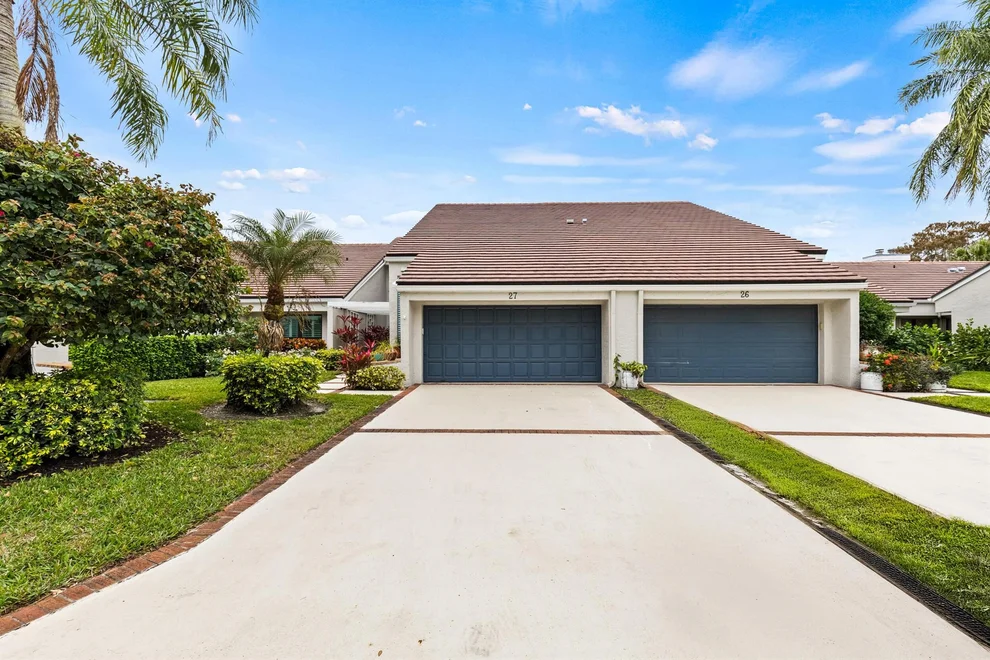 Unit for sale at 27 Edinburgh Drive, Palm Beach Gardens, FL 33418