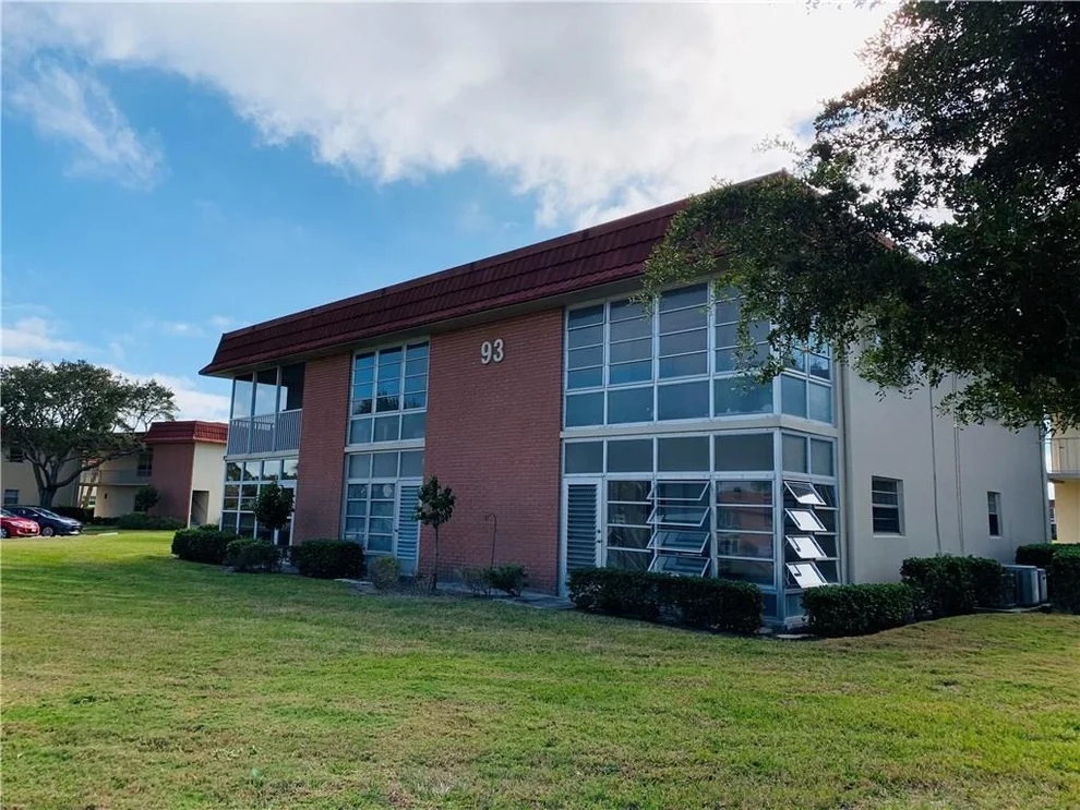 Unit for sale at 93 Spring Lake Drive, Vero Beach, FL 32962