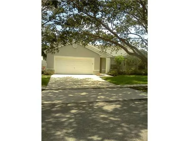 Unit for sale at 13621 SW 20th Street, Miramar, FL 33027