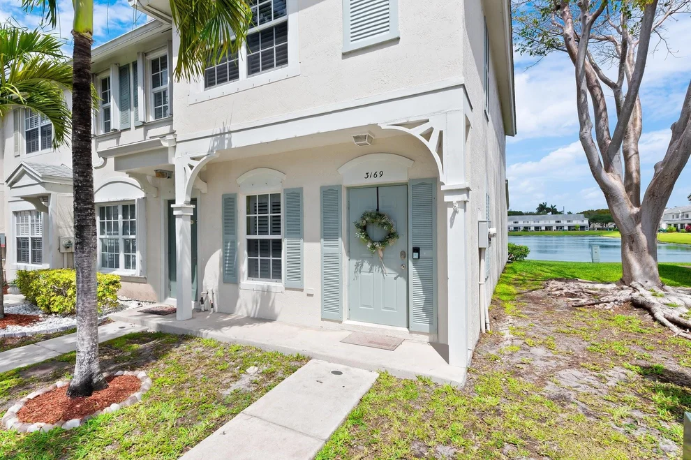 Unit for sale at 3169 SW 50th Street, Fort Lauderdale, FL 33312