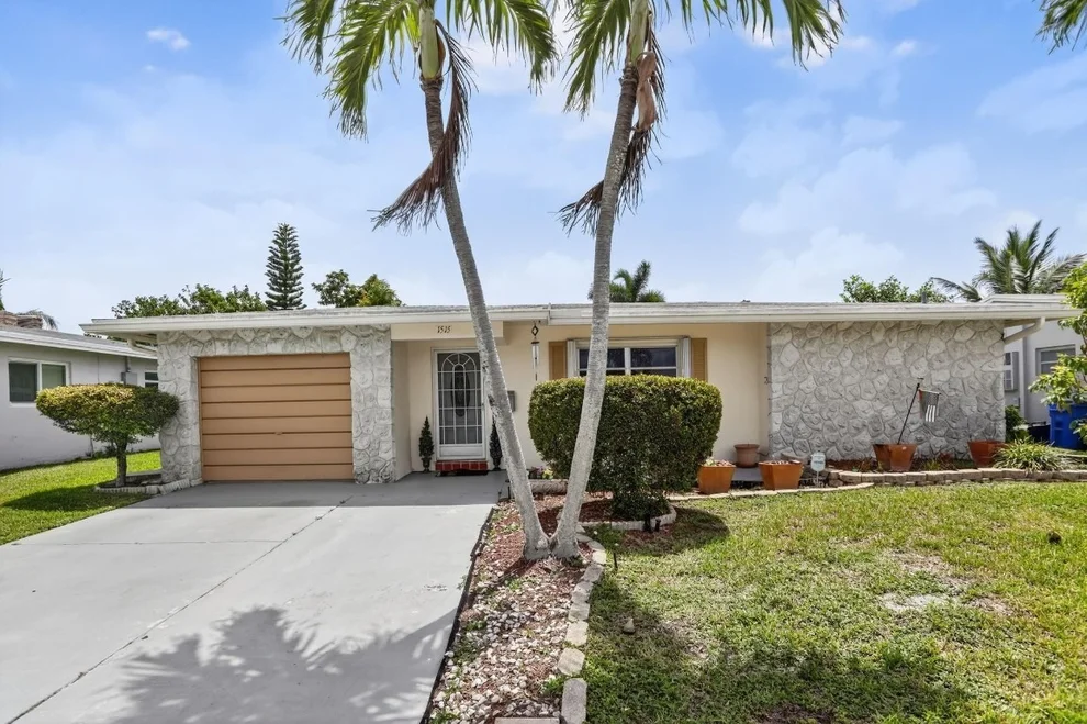 Unit for sale at 1515 NW 70th Lane, Margate, FL 33063