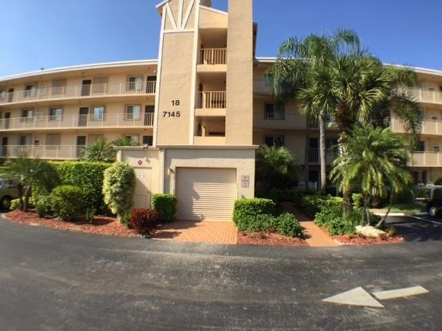 Unit for sale at 7145 Huntington Lane, Delray Beach, FL 33446