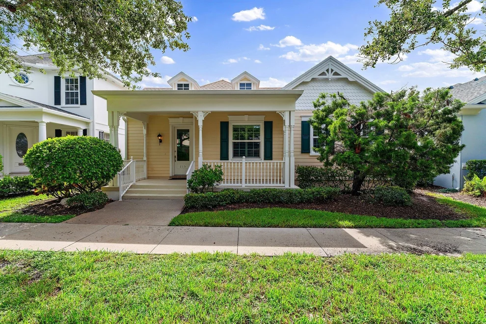 Unit for sale at 215 New Haven Boulevard, Jupiter, FL 33458