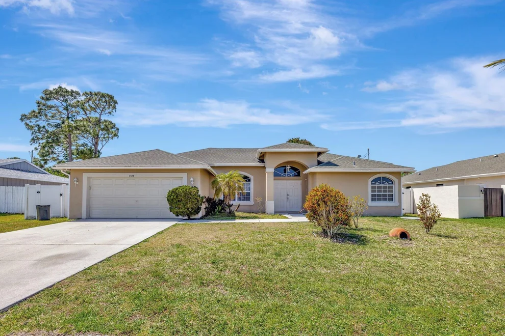 Unit for sale at 1426 SE Navajo Lane, Port St Lucie, FL 34983