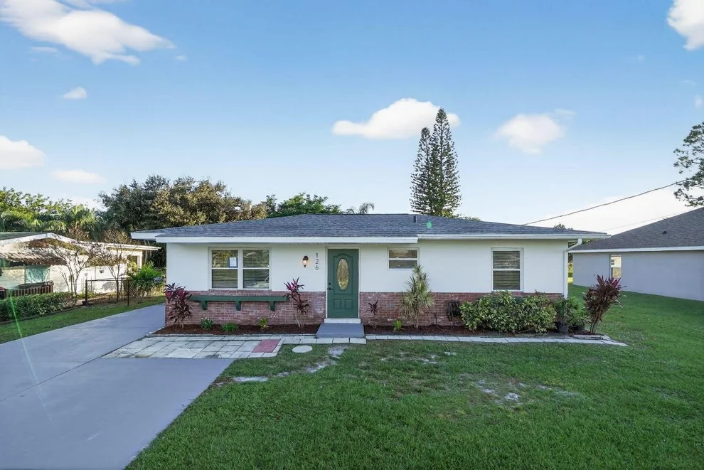 Unit for sale at 126 SW Lakehurst Drive, Port St Lucie, FL 34983