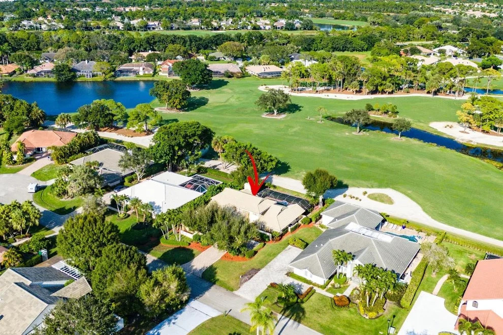 Unit for sale at 12 Marlwood Lane, Palm Beach Gardens, FL 33418