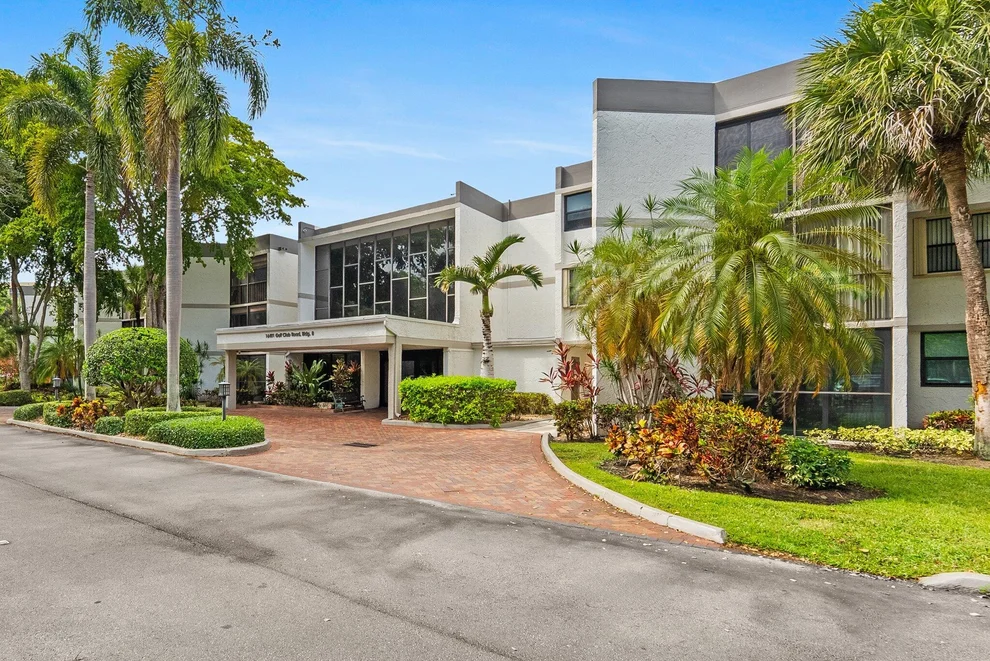 Unit for sale at 16401 Golf Club Road, Weston, FL 33326