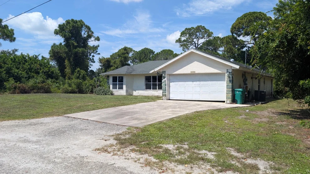 Unit for sale at 2501 Iroquois Avenue, Fort Pierce, FL 34946