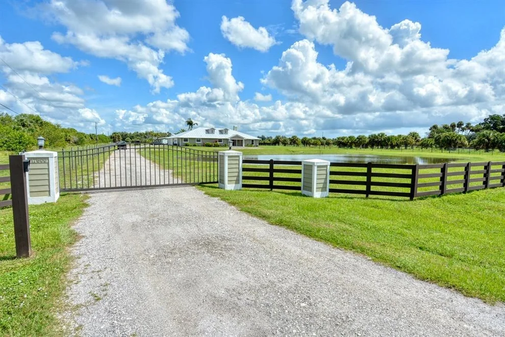 Unit for sale at 17600 Pineapple Lane, Fort Pierce, FL 34945