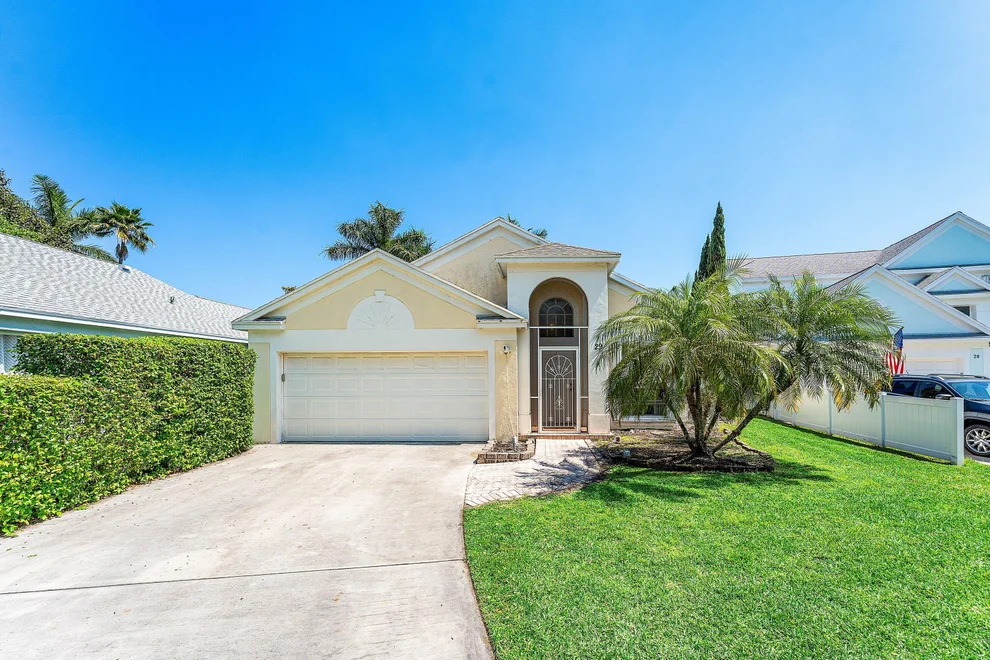 Unit for sale at 29 Swallow Drive, Boynton Beach, FL 33436