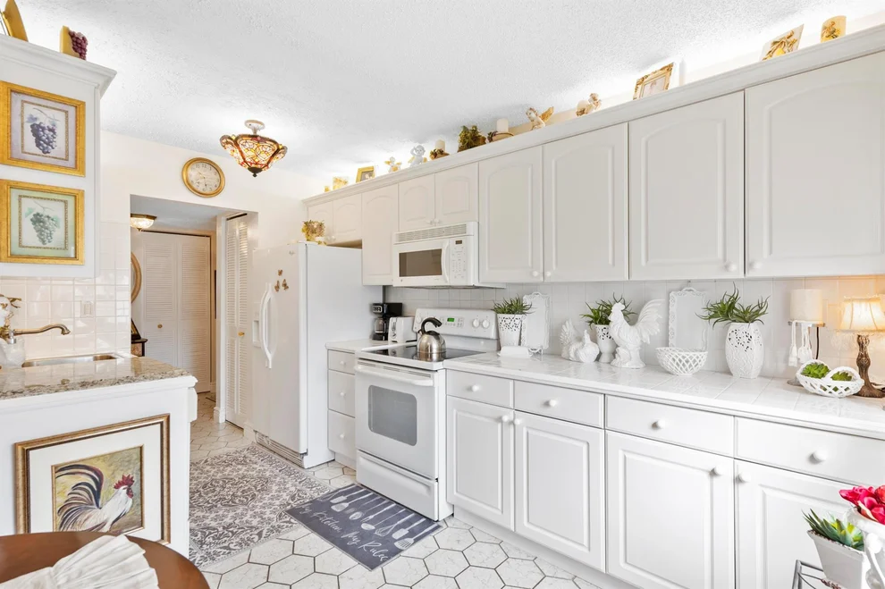 Unit for sale at 5180 E Sabal Palm Boulevard, Tamarac, FL 33319