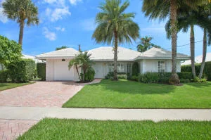 Unit for sale at 1348 SW Sugar Plum Drive, Boca Raton, FL 33486