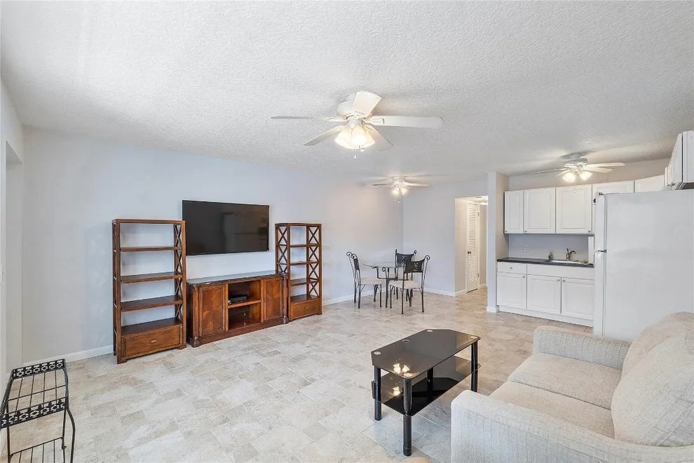 Unit for sale at 518 Durham R, Deerfield Beach, FL 33442