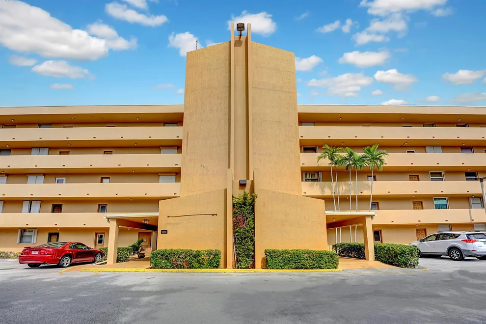 Unit for sale at 5201 NW 2nd Avenue, Boca Raton, FL 33487